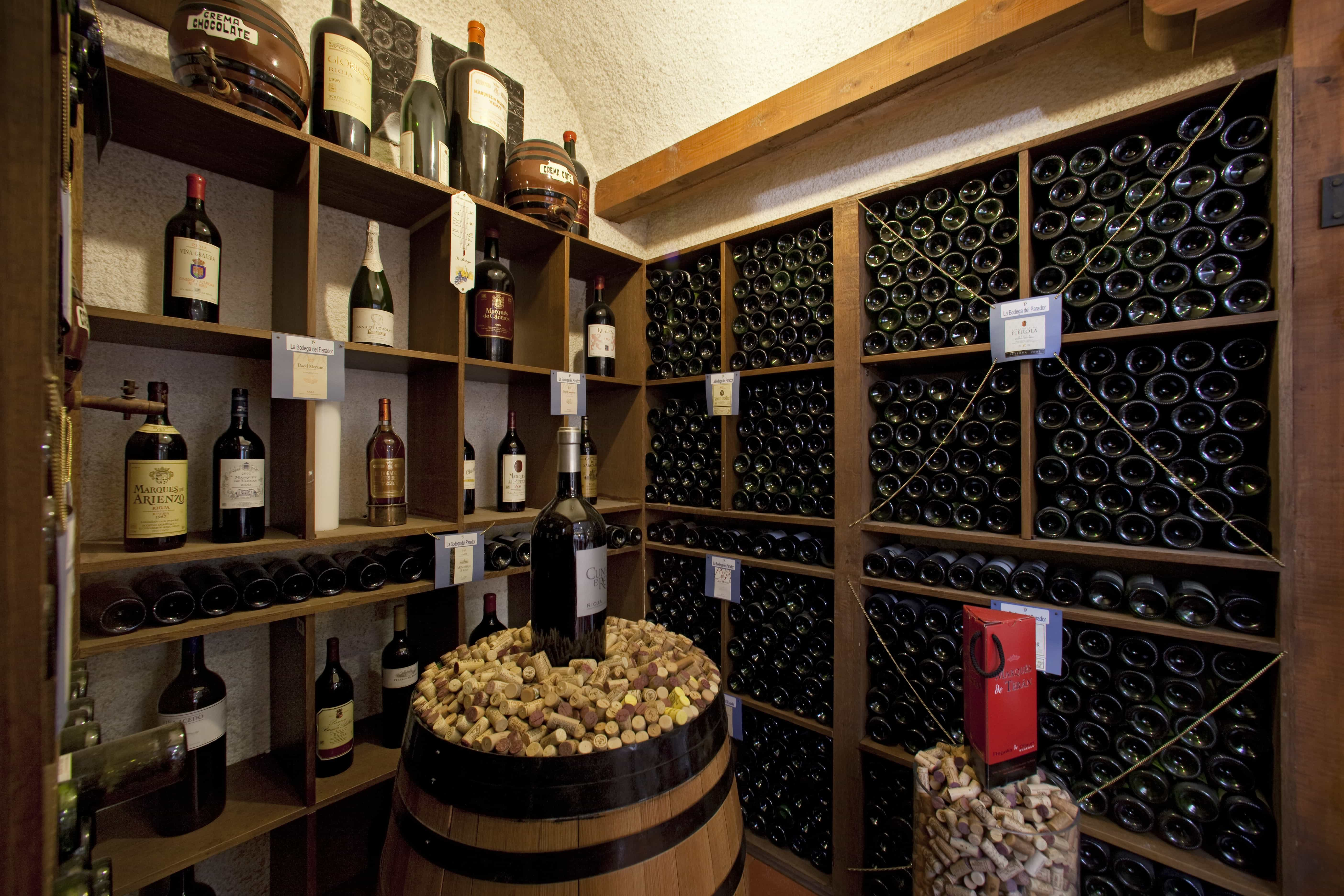 Bodega de vino del Restaurante del Parador de Santo Domingo de la Calzada