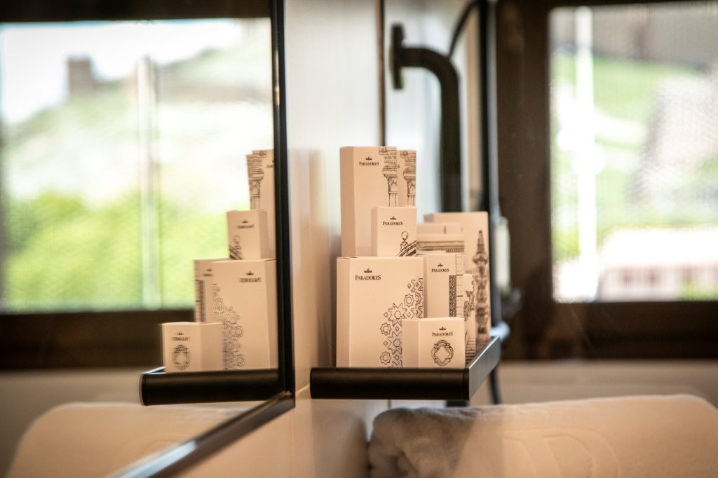 Nueva línea de amenties de Paradores, más sostenibles e inspirados en su patrimonio