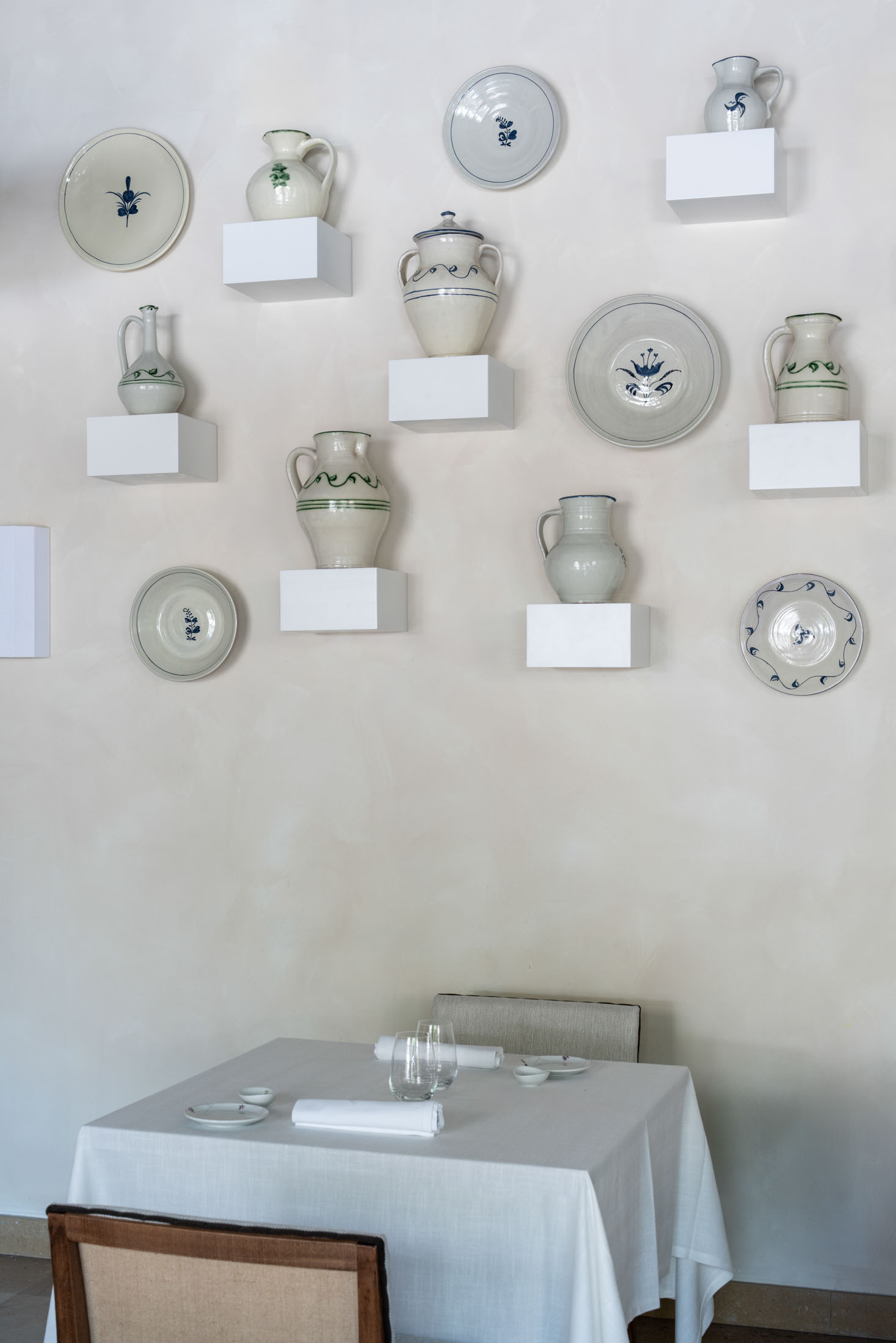 Decoración del restaurante del Parador de Santillana Gil Blas