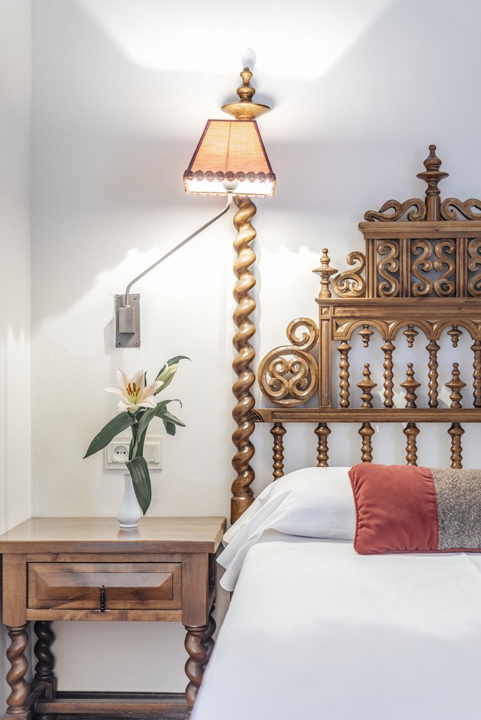 Decoración habitación doble estándar del Parador de Zafra