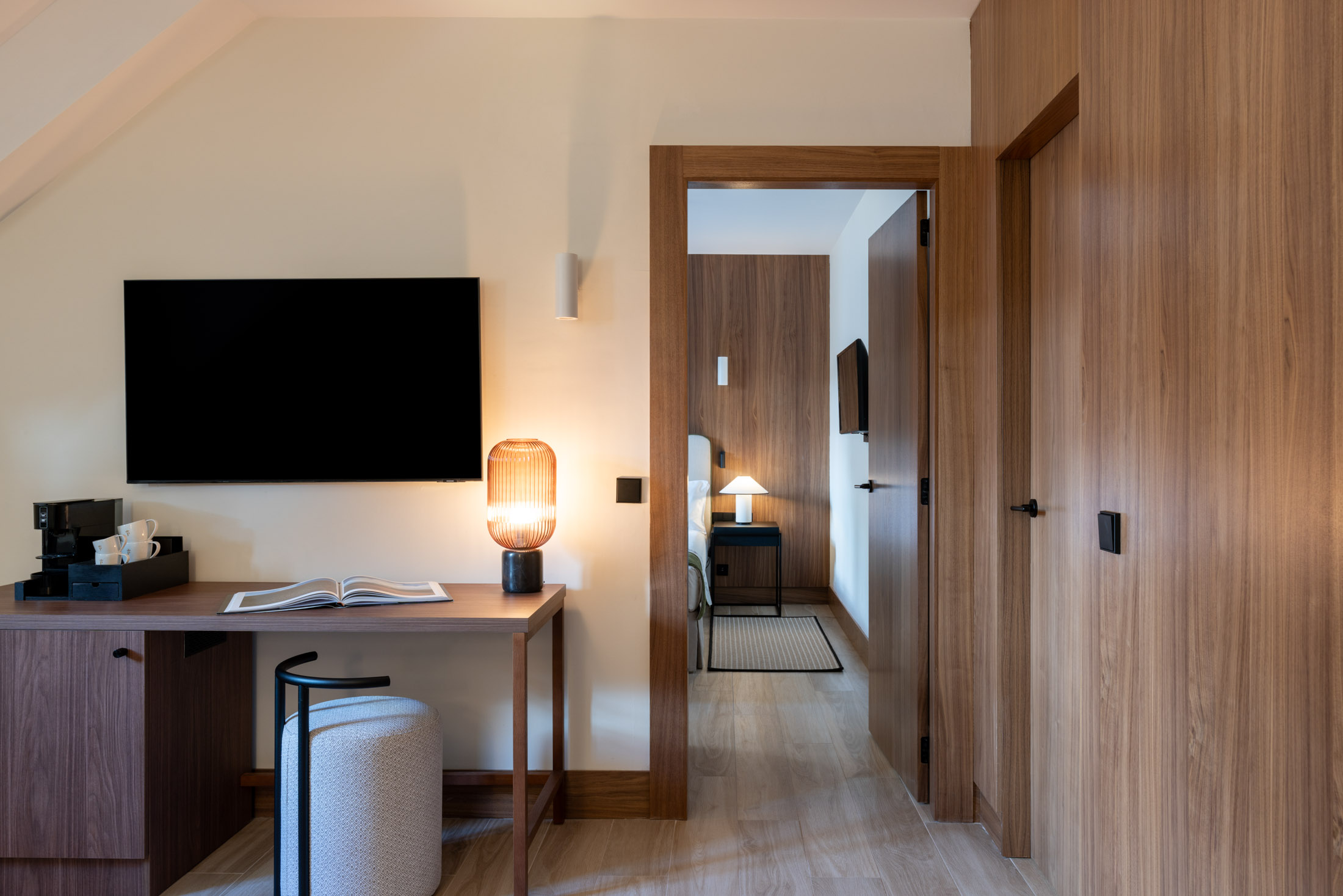 Vista parcial de Junior suite del Parador de Bielsa