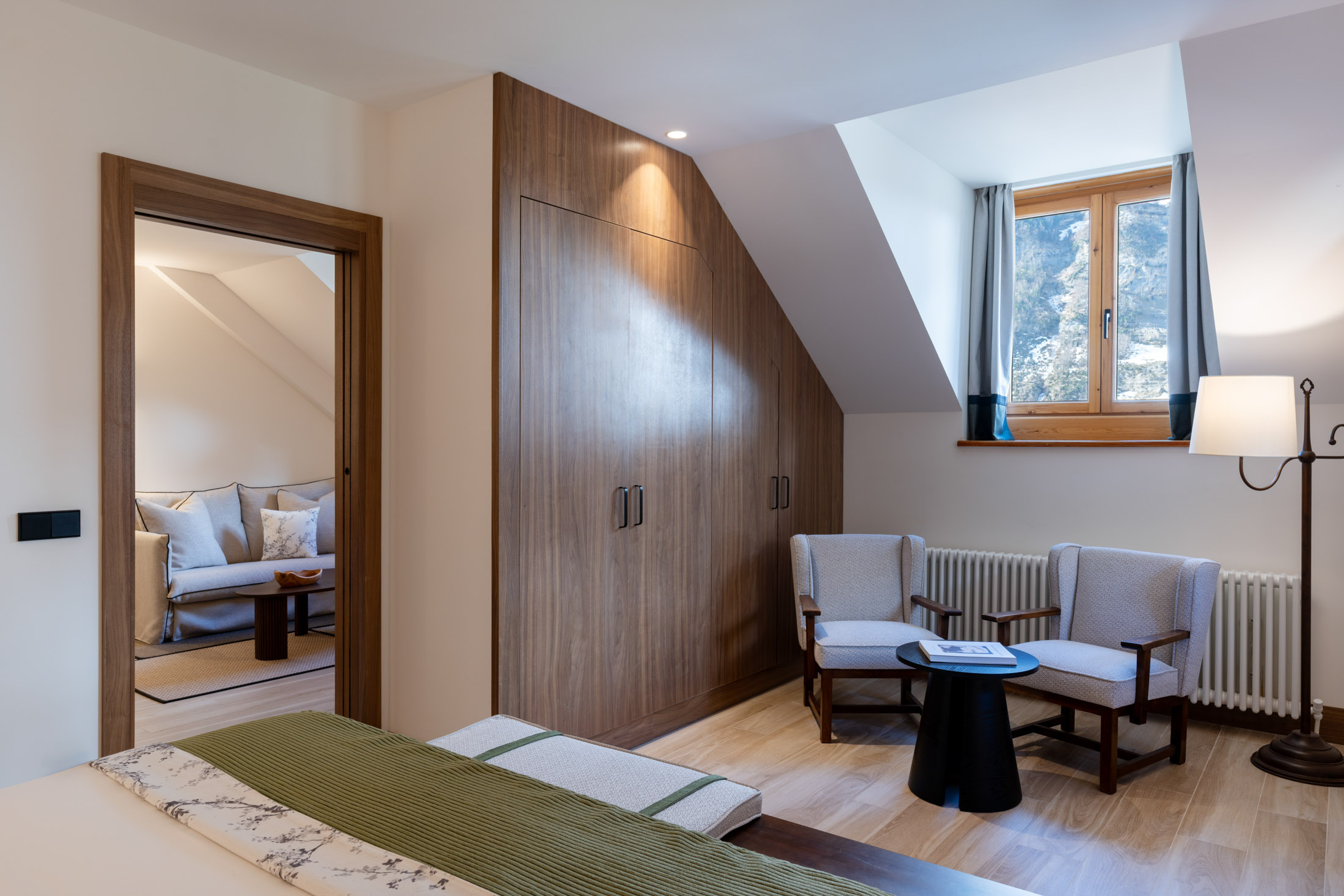 Salón de la suite del Parador de Bielsa