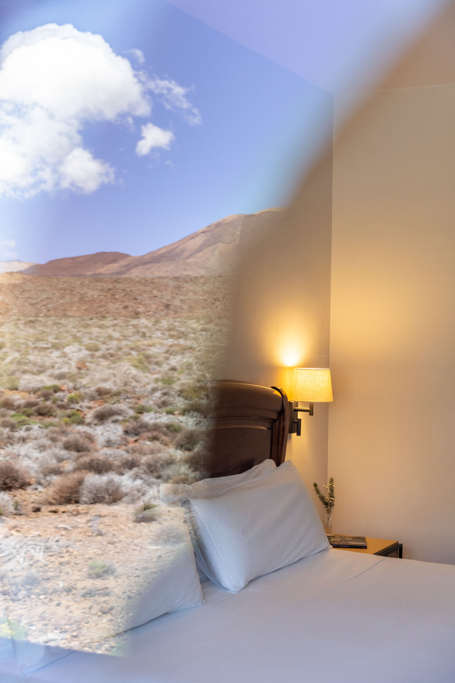 Detalle de reflejo de Junior suite del Parador de Las Cañadas del Teide