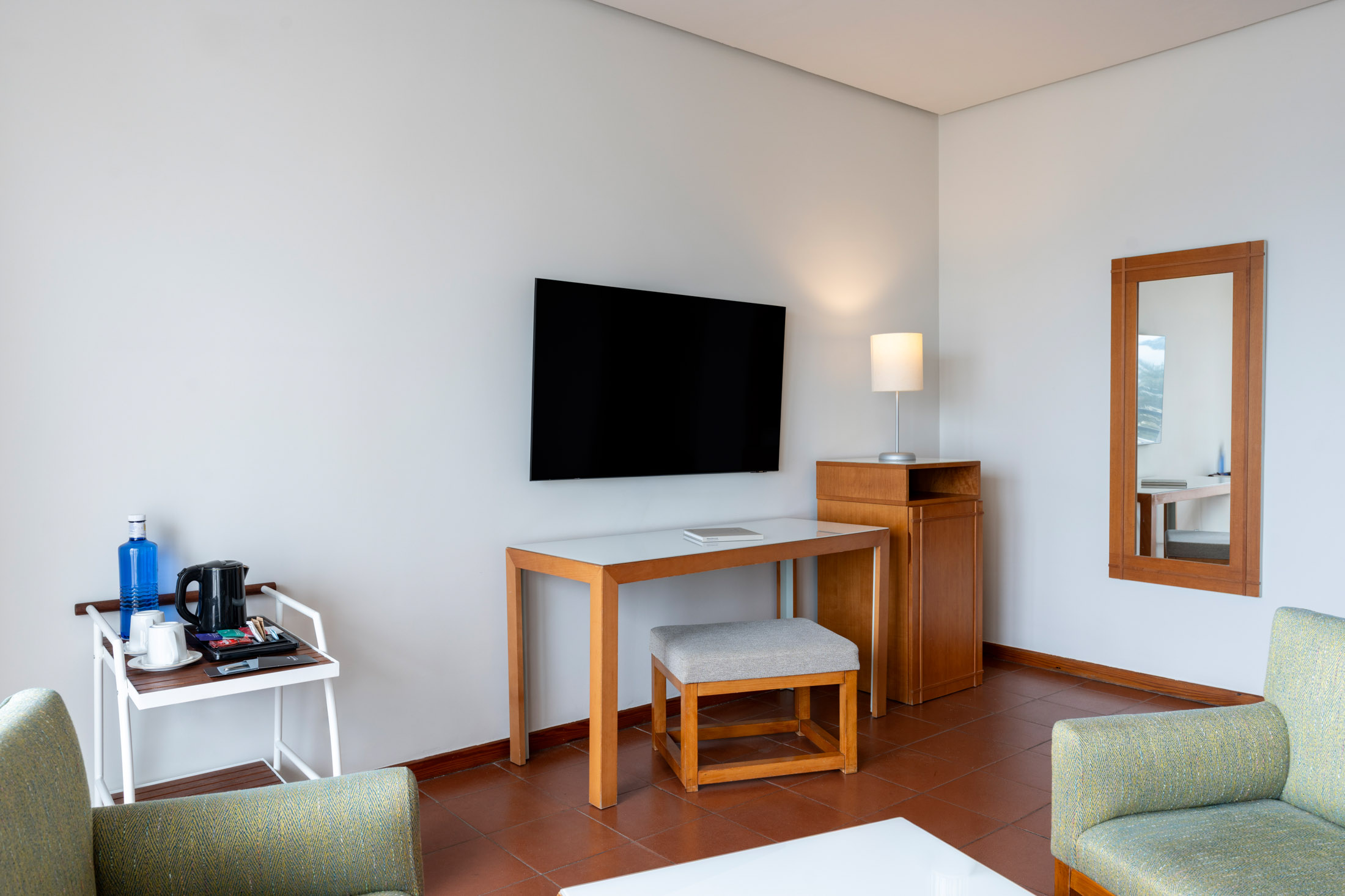 Imagen parcial de habitación doble superior del Parador de Ceuta