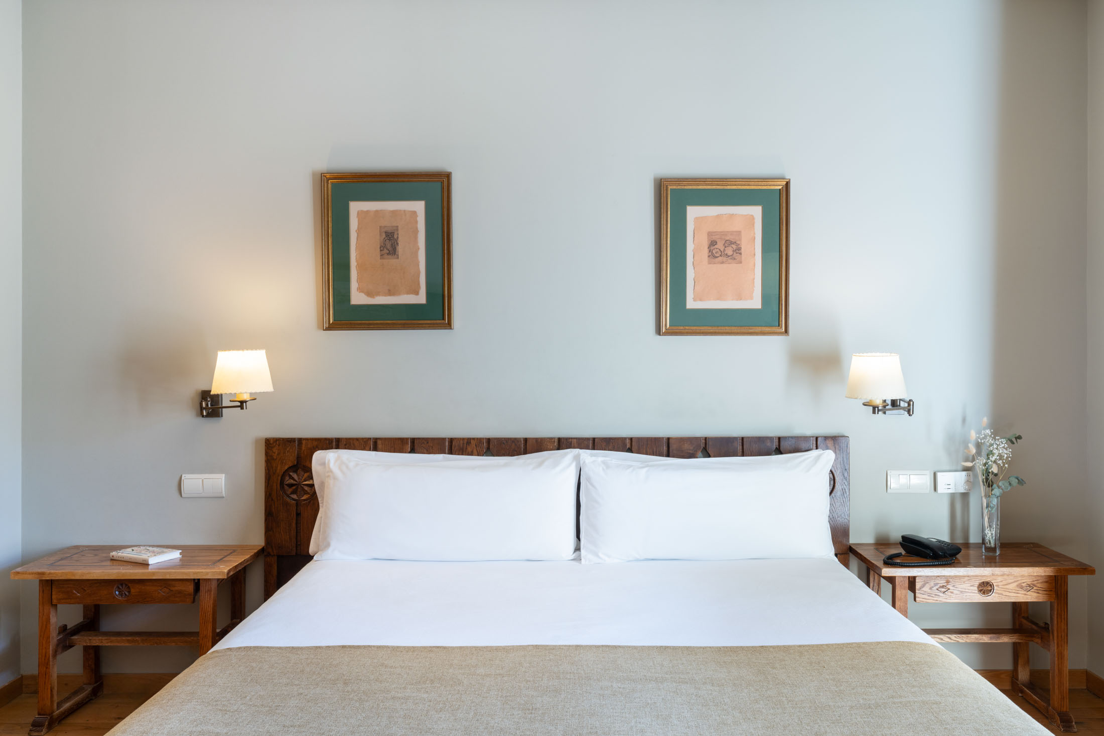 Habitación doble estándar en el Parador de Fuente Dé