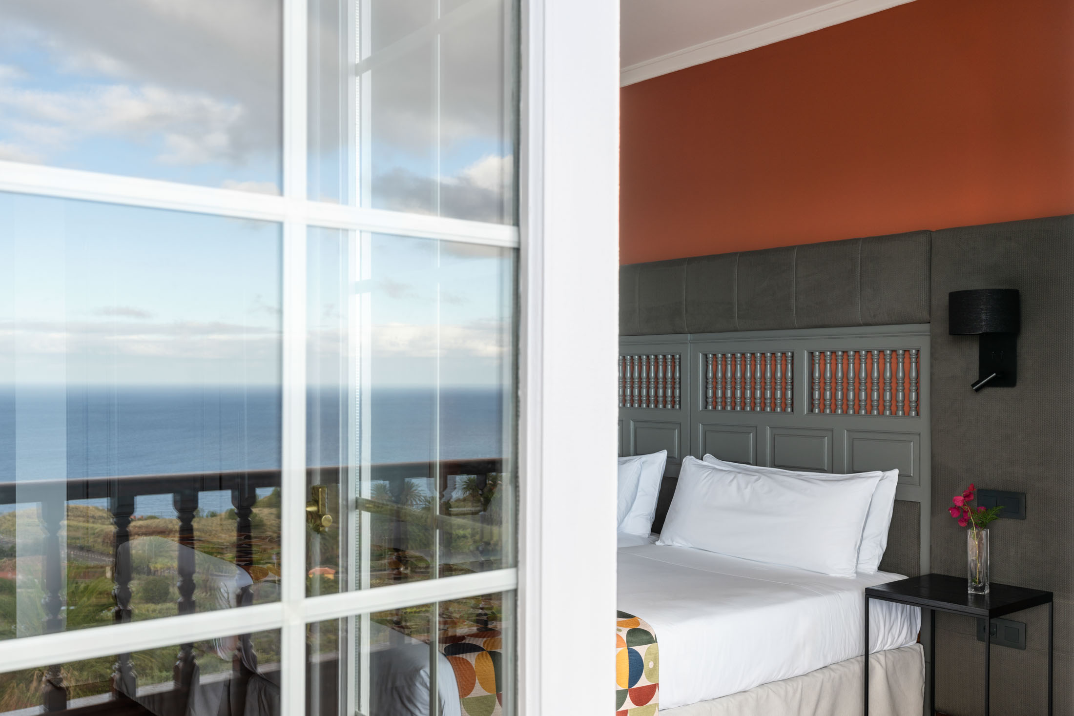 Ventana de junior suite del Parador de La Palma