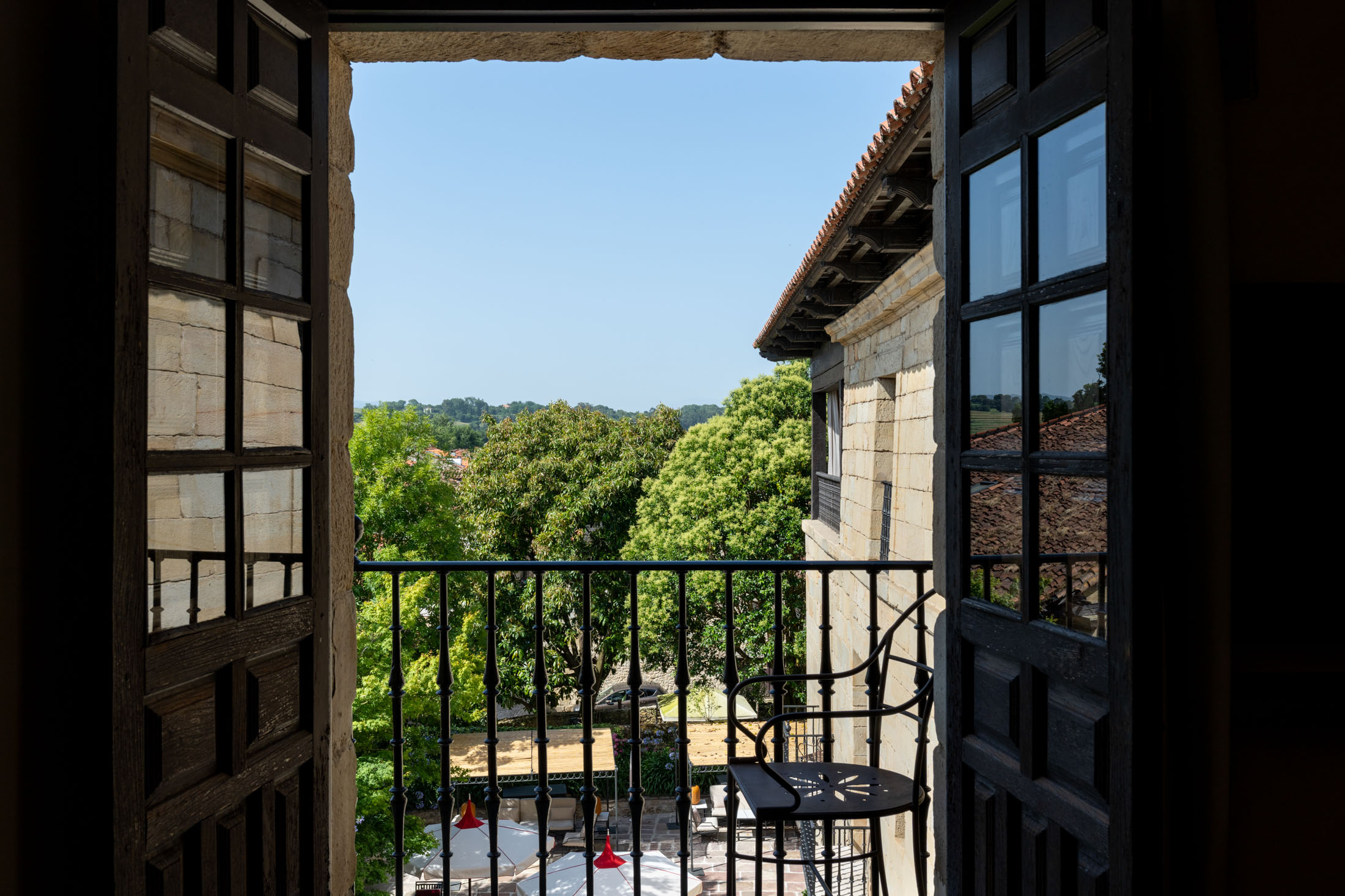 Ventana de junior suite del Parador de Santillana Gil Blas