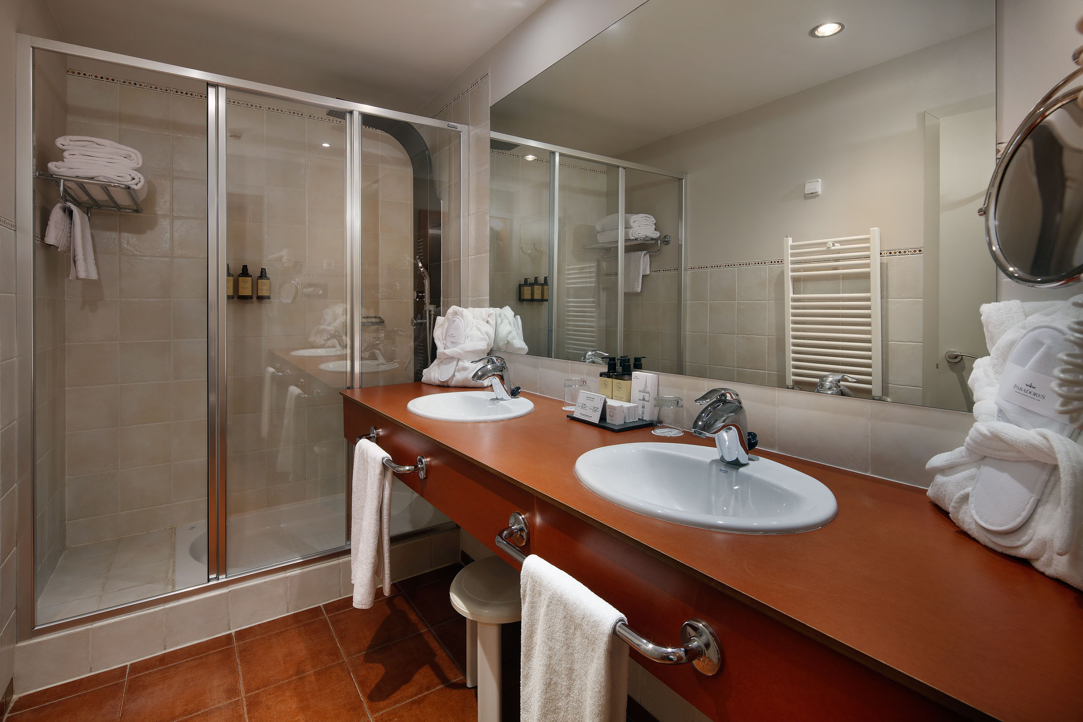 Baño de suite del Parador de Vielha