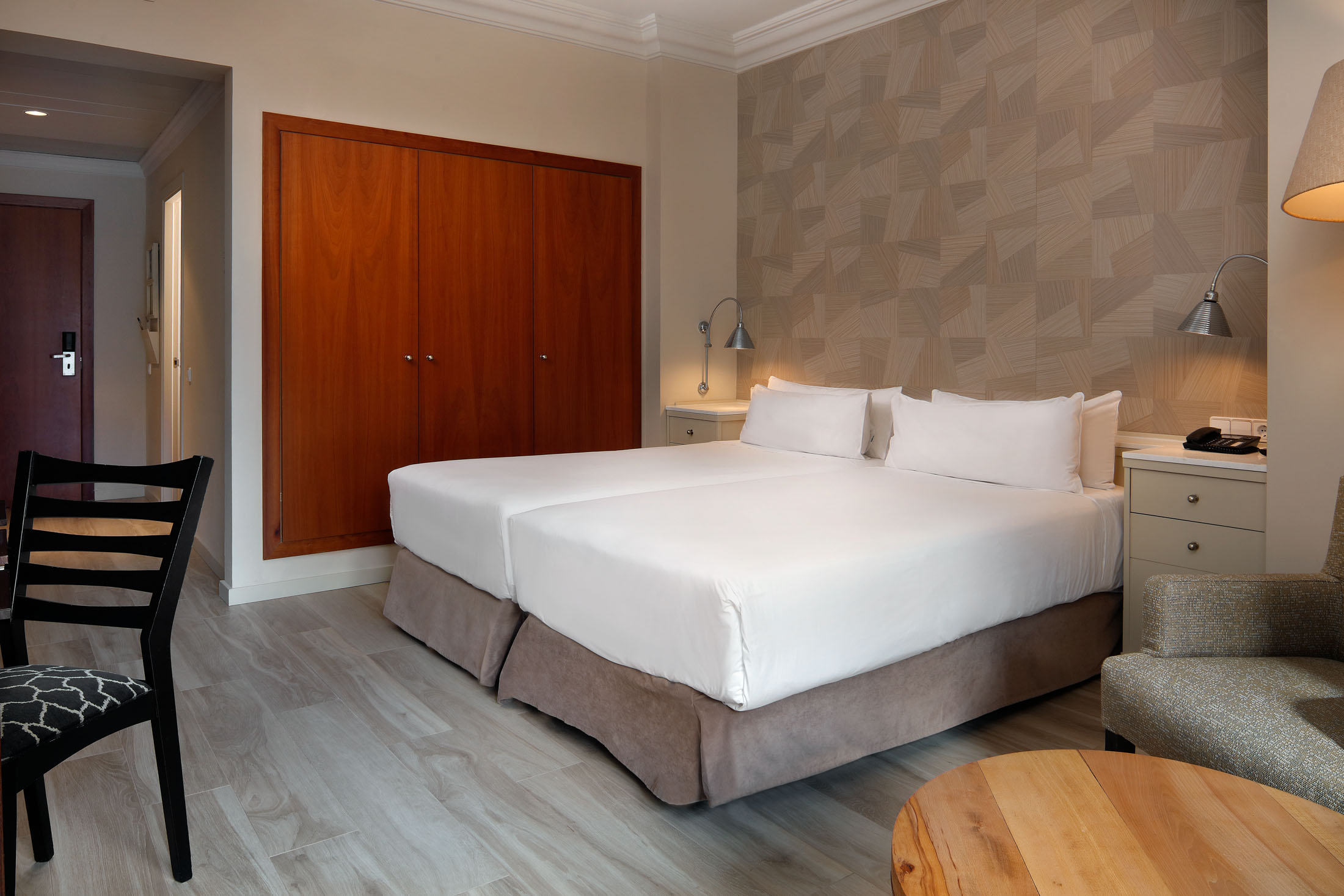 Habitación superior en el Parador de Vielha