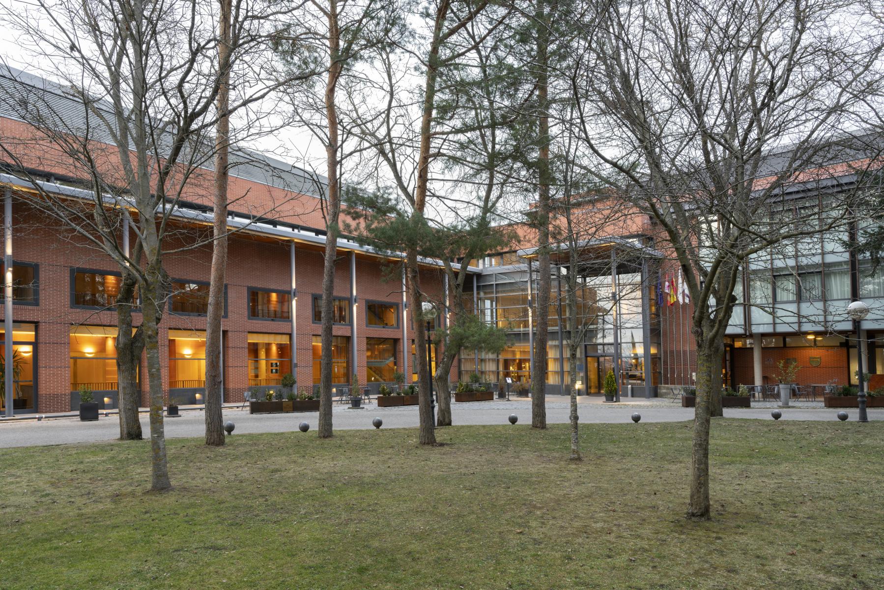 Ein Parador am Ufer des Fluss Duero