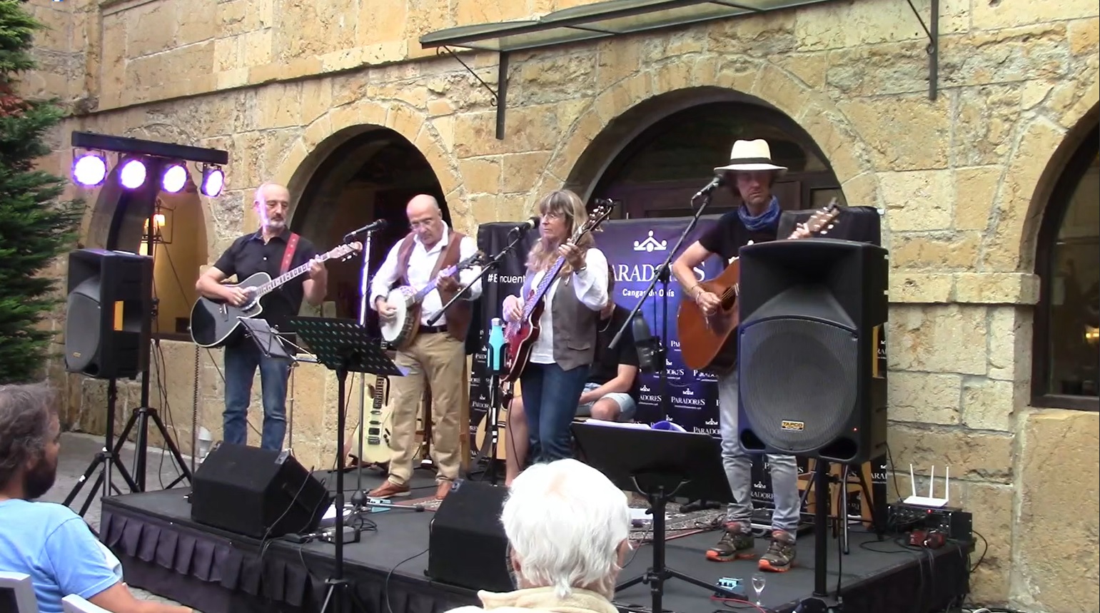 Banjo prisoners