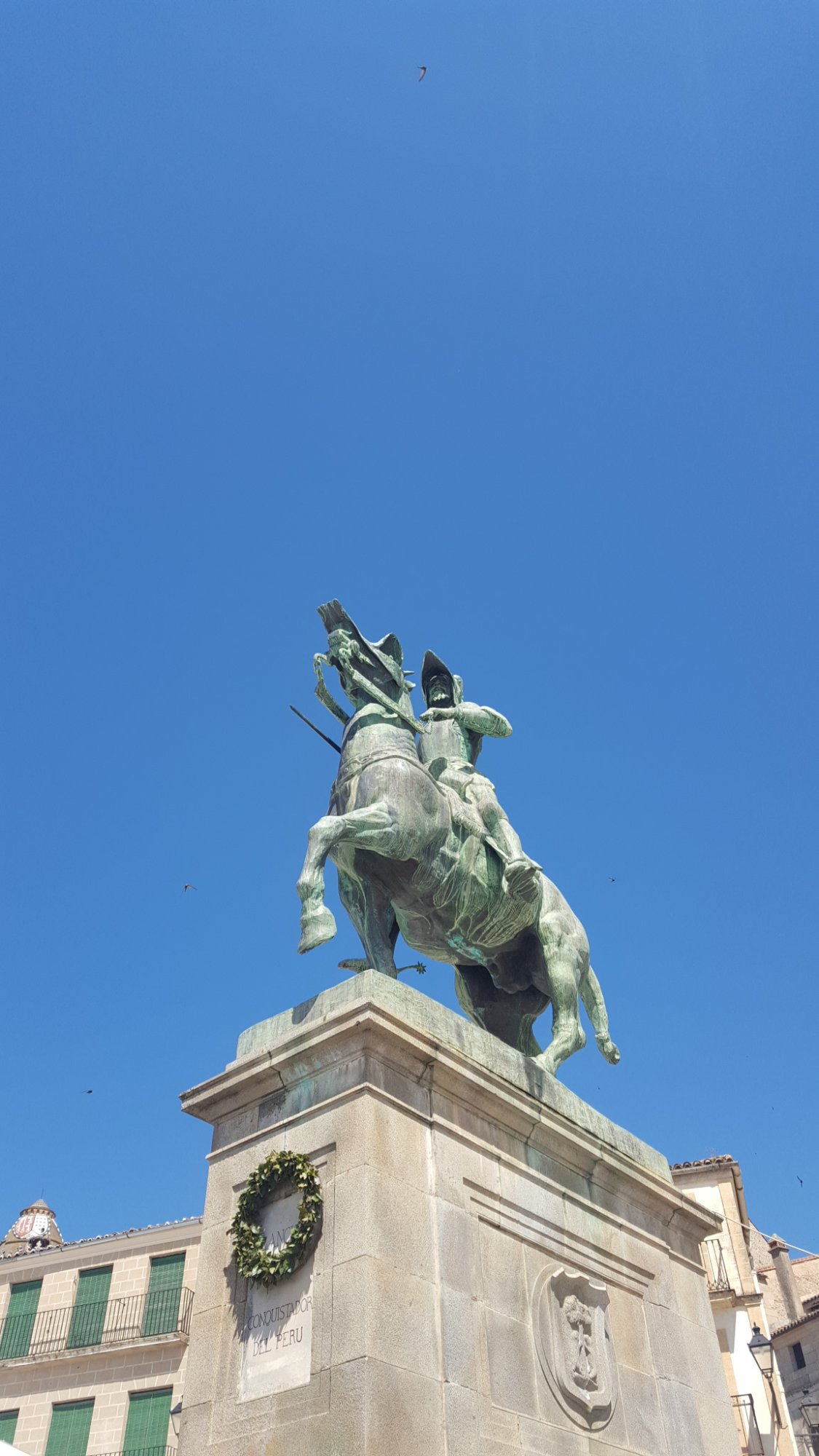 Estatua de Trujillo Paradores