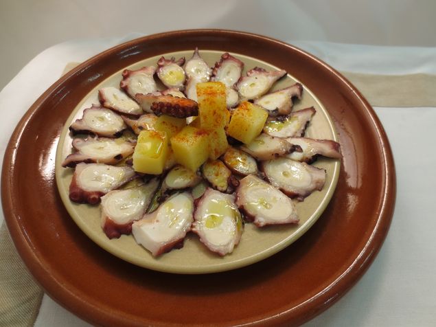 Seasoned octopus