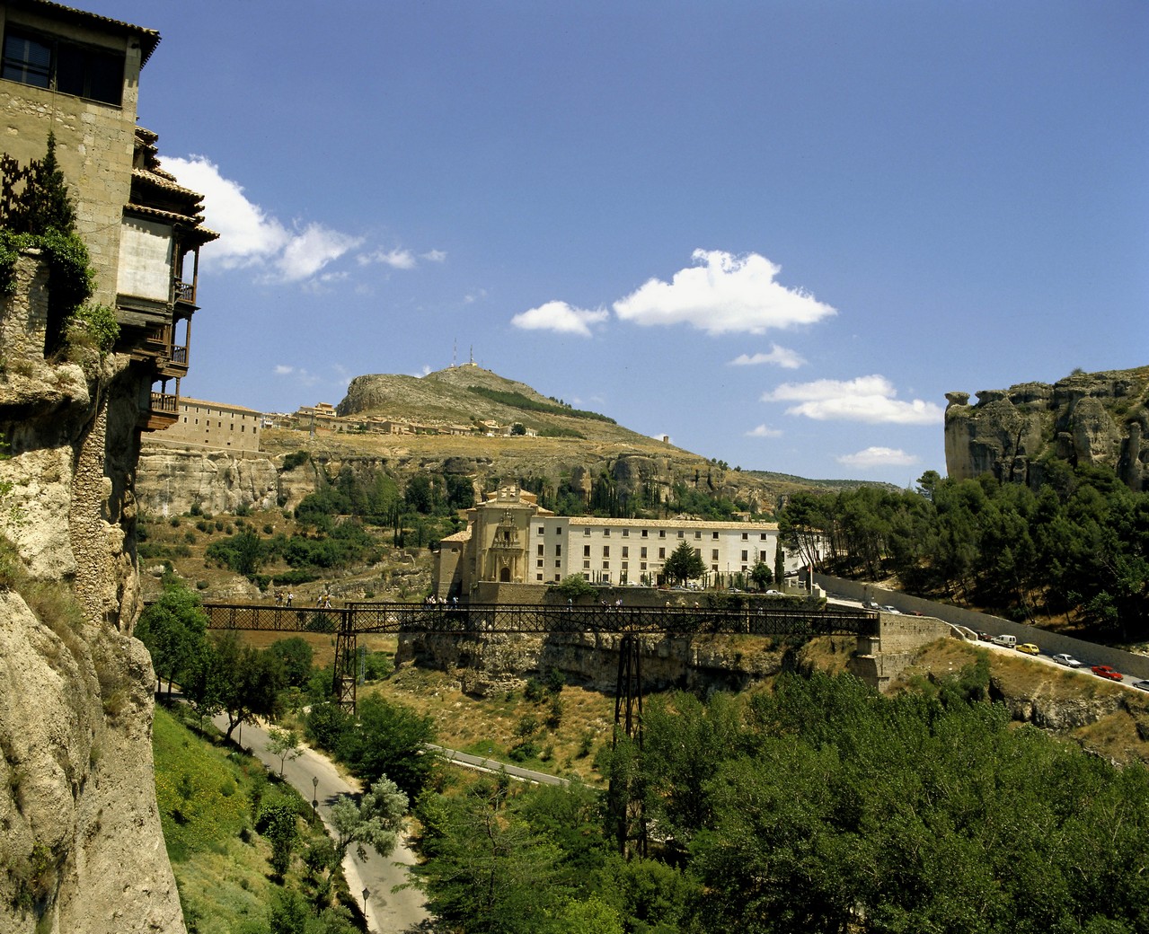 Parador de Cuenca desde las Casas Colgadas