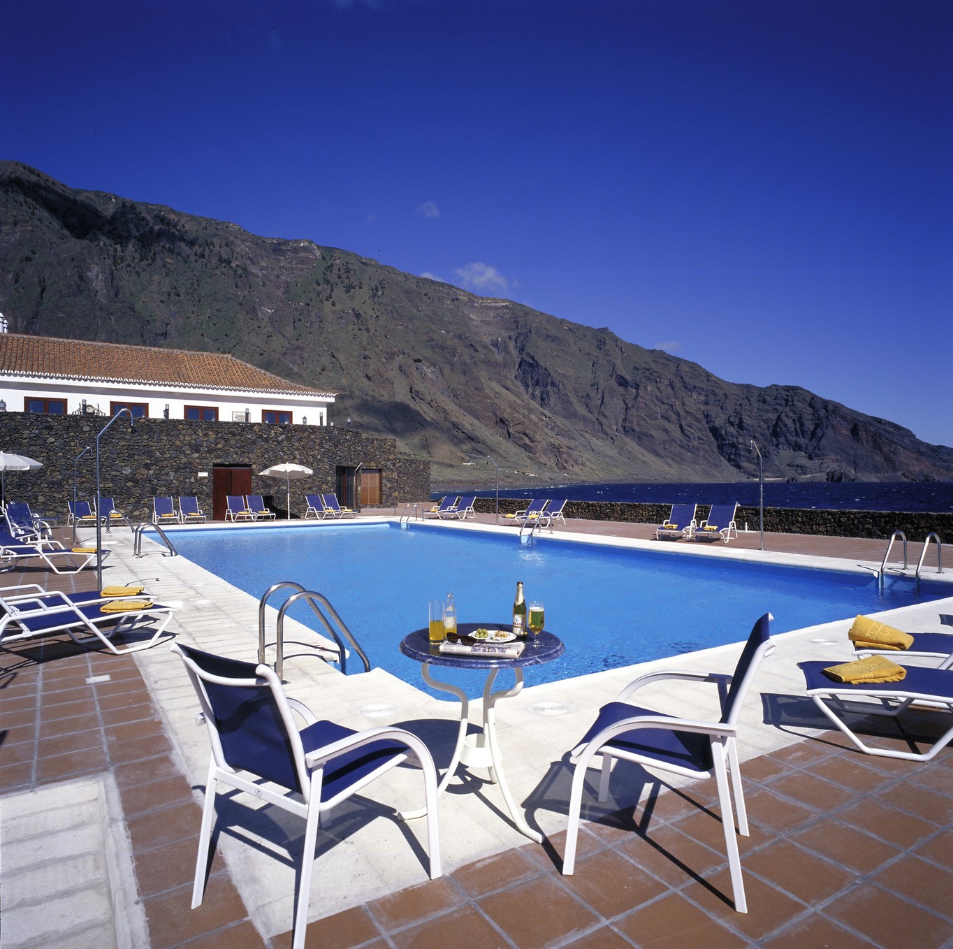 Parador de El Hierro piscina