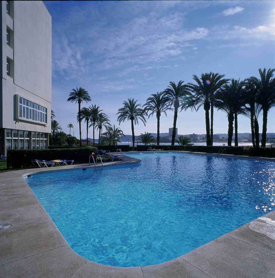 Parador de Jávea piscina