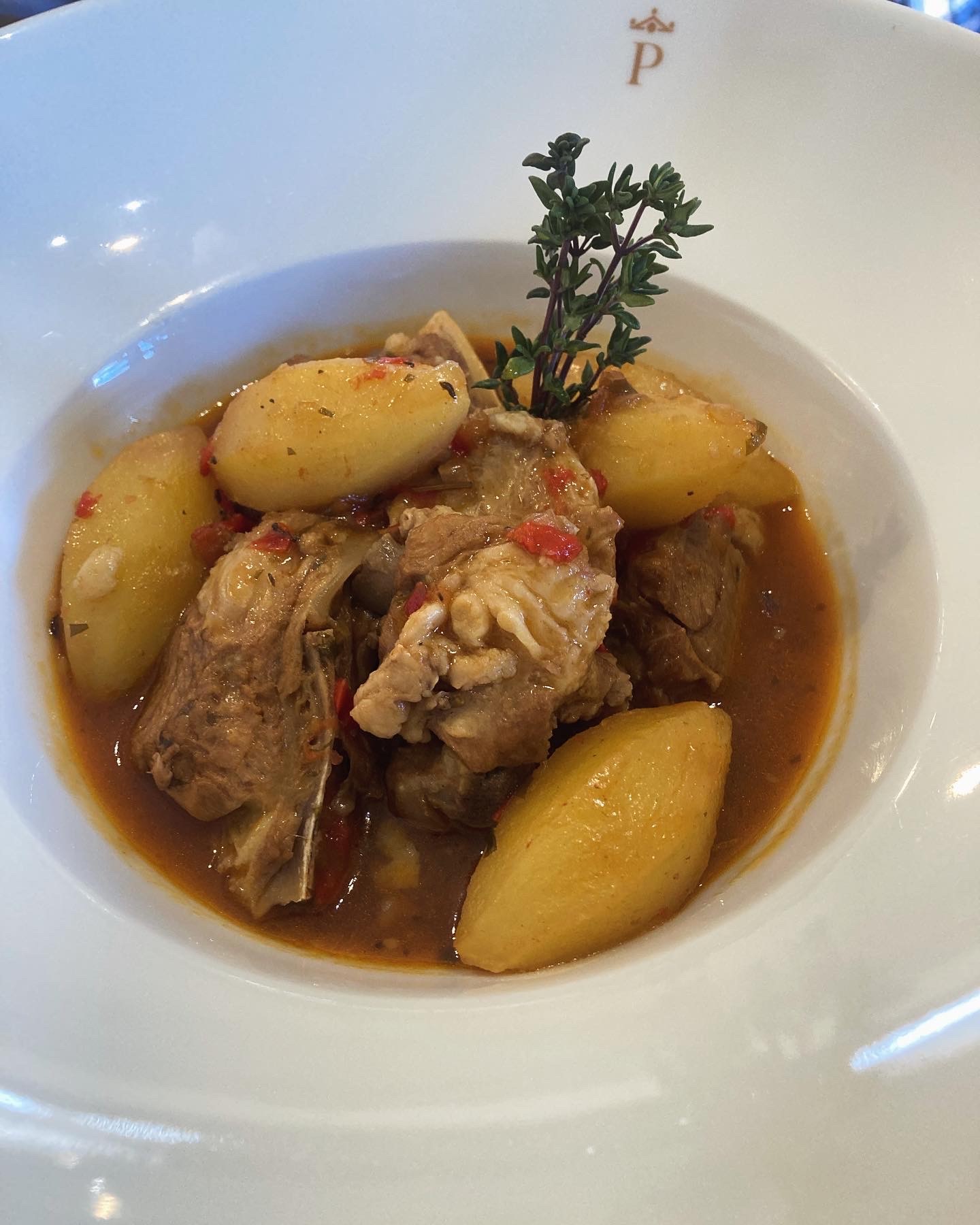 Caldereta elaborada con lechazo de los Picos de Europa