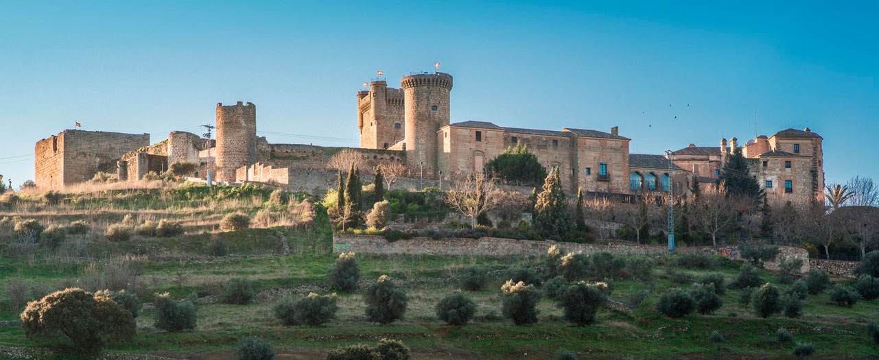 Burg und Palast der Grafen von Oropesa