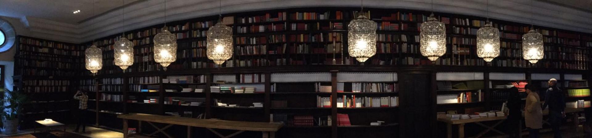 biblioteca_parador_de_corias.jpg biblioteca_parador_de_corias.jpg