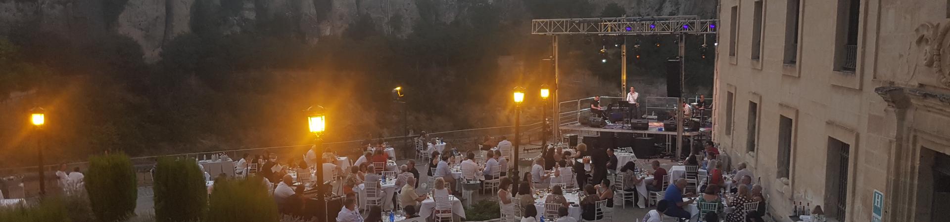 foto_cena_estival_2021_2.jpg foto_cena_estival_2021_2.jpg