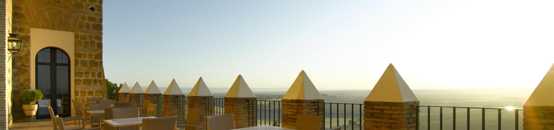 parador_de_carmona_54_terraza_bar.jpg parador_de_carmona_54_terraza_bar.jpg
