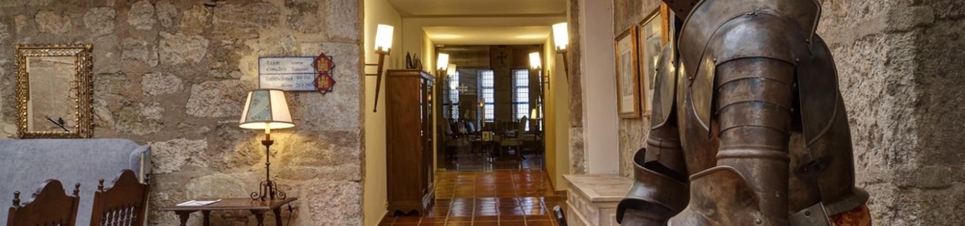 parador_de_ciudad_rodrigo_83_hall.jpg parador_de_ciudad_rodrigo_83_hall.jpg