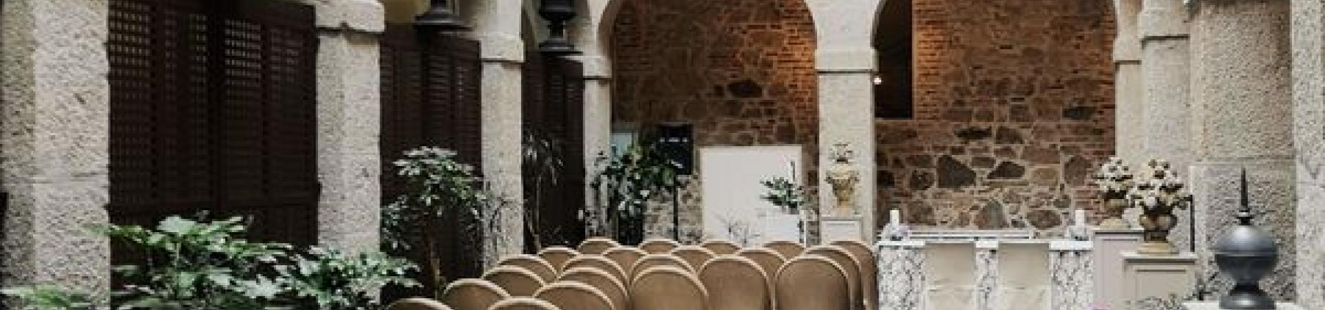 parador_de_la_granja.jpg parador_de_la_granja.jpg