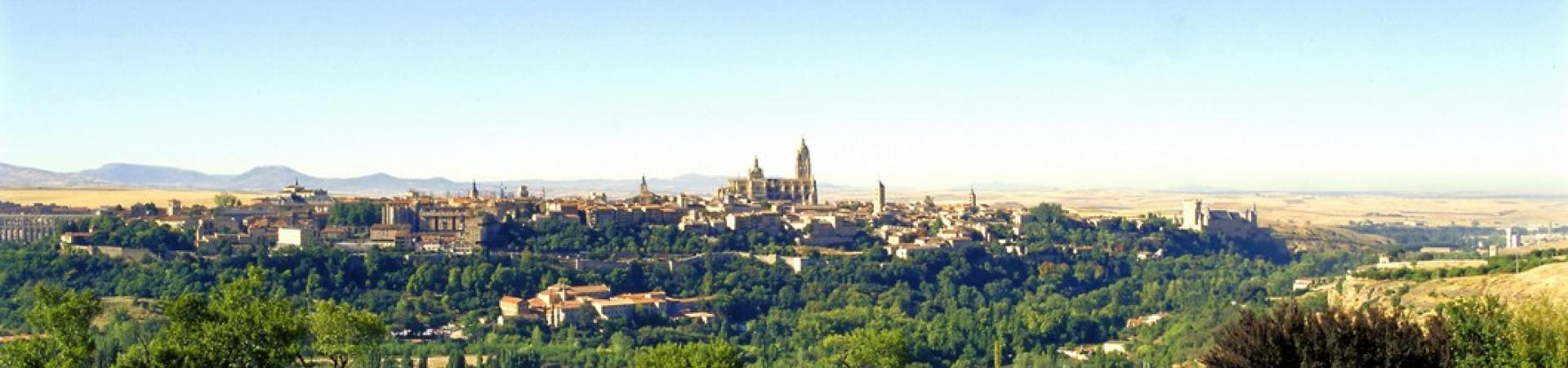 parador_de_segovia_2_vista_desde_el_parador.jpg parador_de_segovia_2_vista_desde_el_parador.jpg