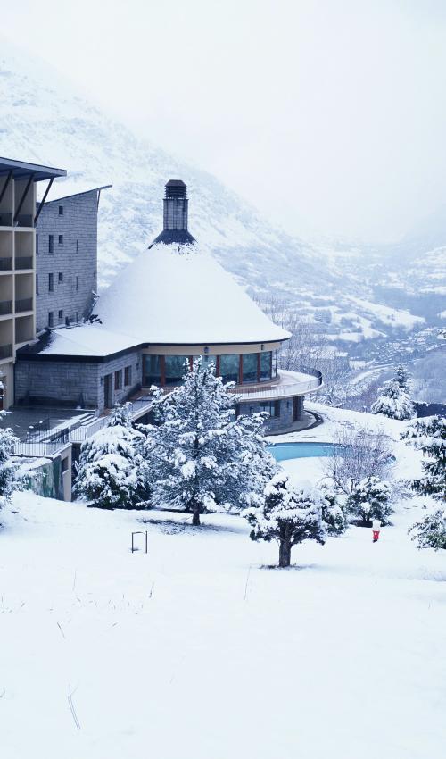 Parador de Vielha nevado