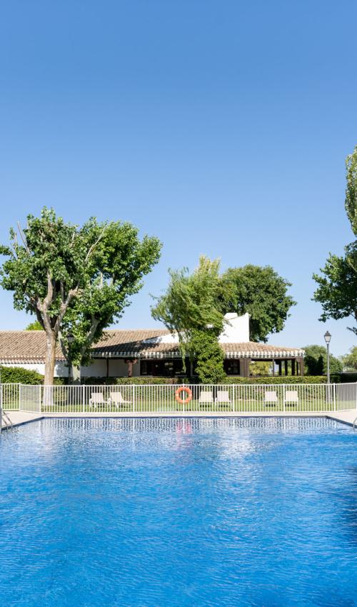 Piscina del Parador de Albacete Piscina del Parador de Albacete