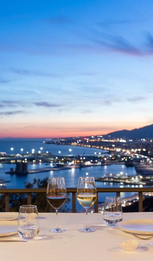 Parador de Málaga Gibralfaro Terraza restaurante del Parador de Málaga Gibralfaro