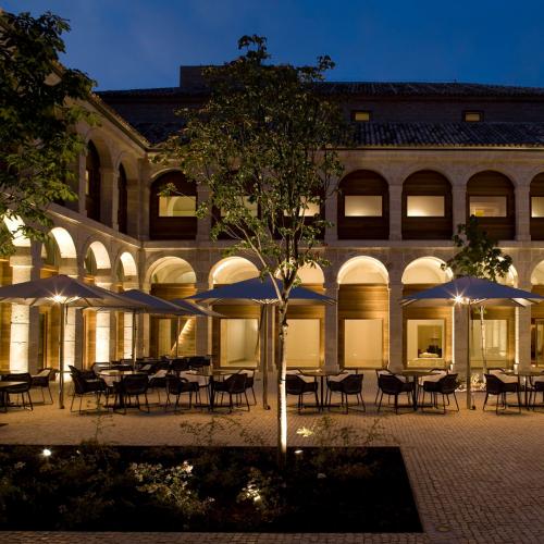 Patio del Parador de Alcalá de Henares