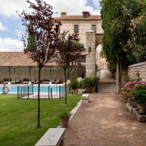 Piscina del Parador de Chinhón
