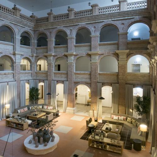 Claustro del Parador de Lleida