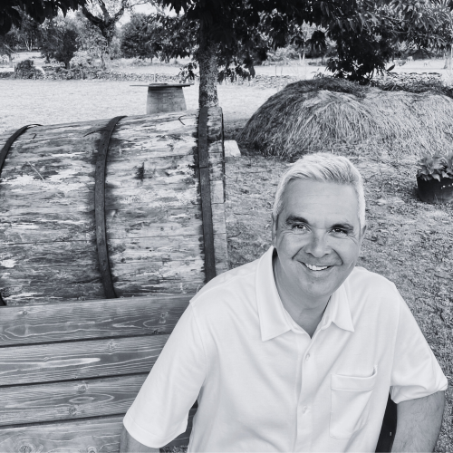 Ponente Juan Carlos Pérez