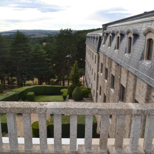 Parador de Gredos, vistas