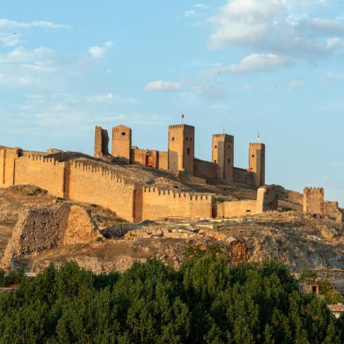 Naturaleza para los Sentidos en los Paradores de Molina de Aragón y Sigüenza: Paseo entre murallas