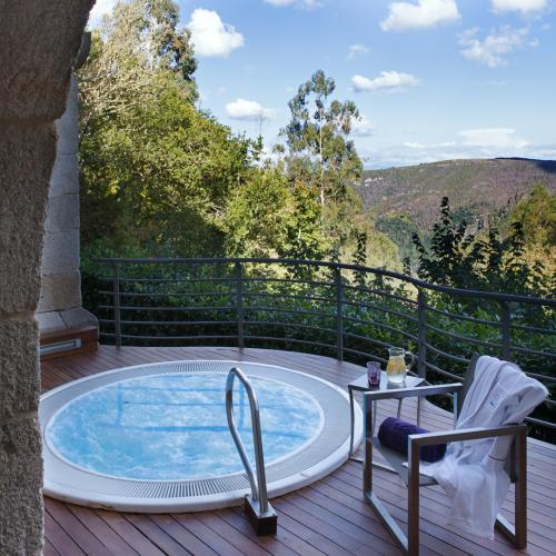 Jacuzzi en el Parador de Santo Estevo