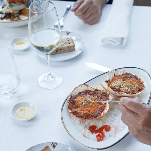 Disfruta de nuestros restaurantes a lo largo de tu viaje