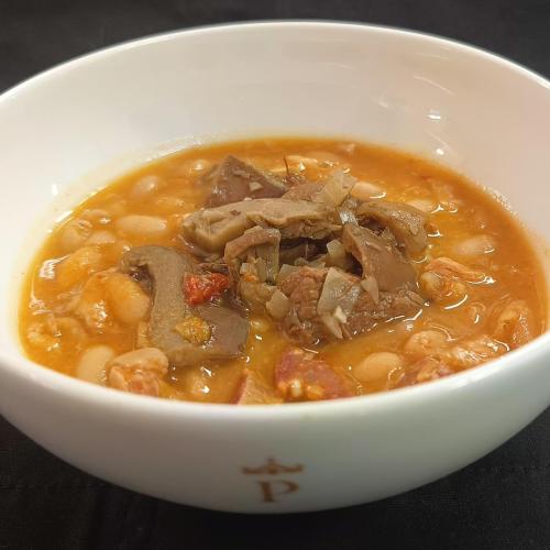 Níscalos estofados con judías del Barco de Ávila