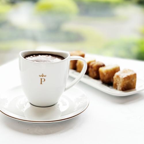 Picatostes con chocolate del Parador de Limpias