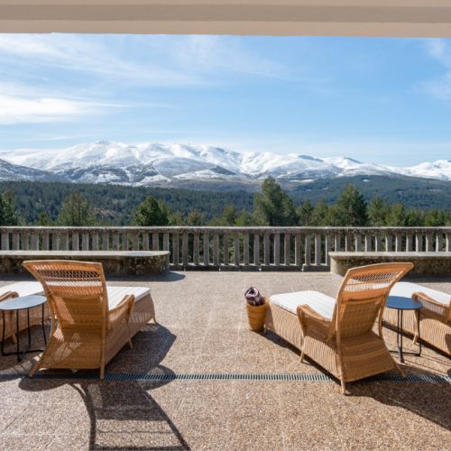 Terraza del Parador de Gredos