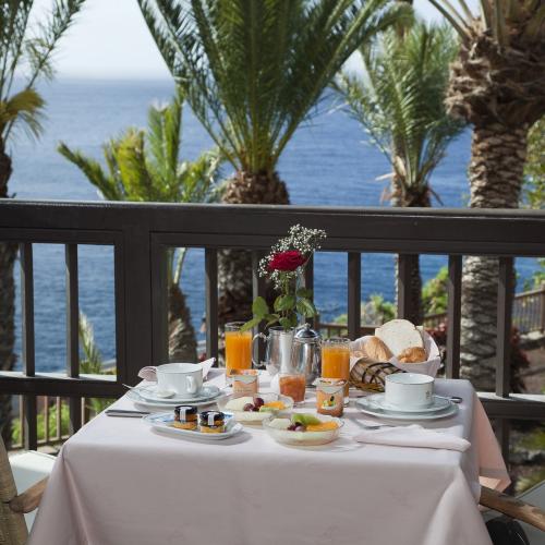 parador_de_la_gomera_53_terraza_hab_estandard.jpg