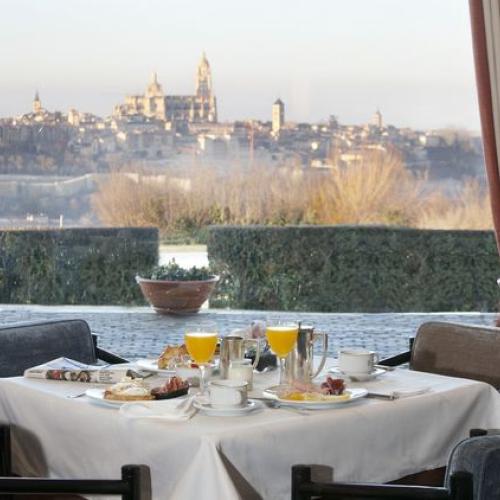 parador_de_segovia_39_comedor_desayunos.jpg