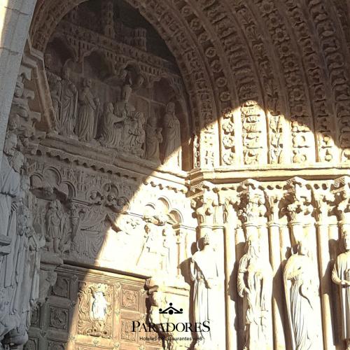portico_catedral_de_tui_.jpg