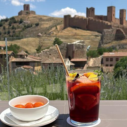 Receta sangría Parador Molina de Aragón