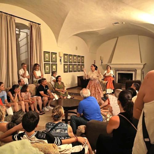 Visita teatralizada al Parador