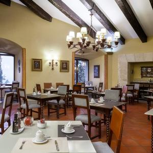 Desayuno en la cafetería del Parador de Ciudad Rodrigo