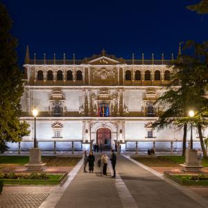Fachada de la universidad de Alcalá
