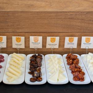 Buffet desayuno del Parador de Alcalá de Henares